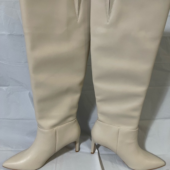 BCBY new never work women’s boots in tan color size 7 - Picture 2 of 5